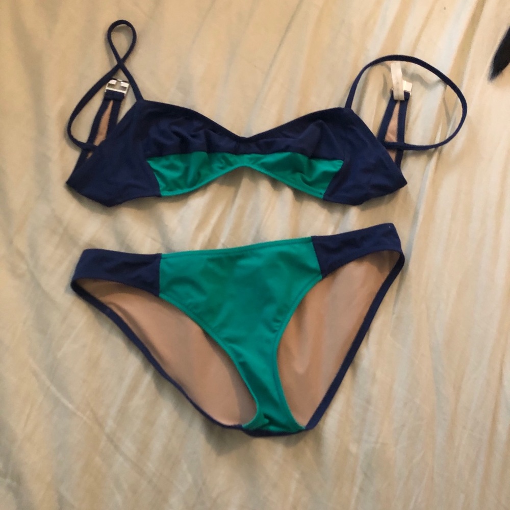 Color block araks bikini